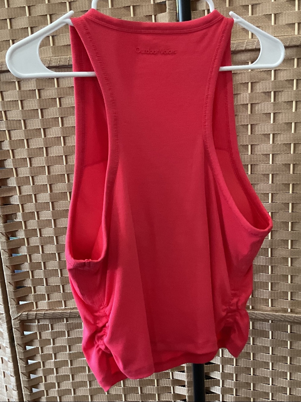 GAP Outdoor Voices Members Mark Outfit-Cream Skort, Pink Tank, Multi Linen Top - Picture 5 of 10